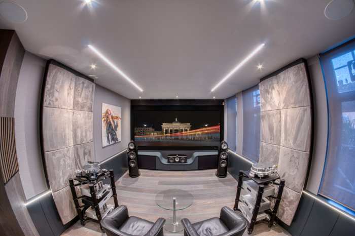 HiFi Forum B&W Diamond Room